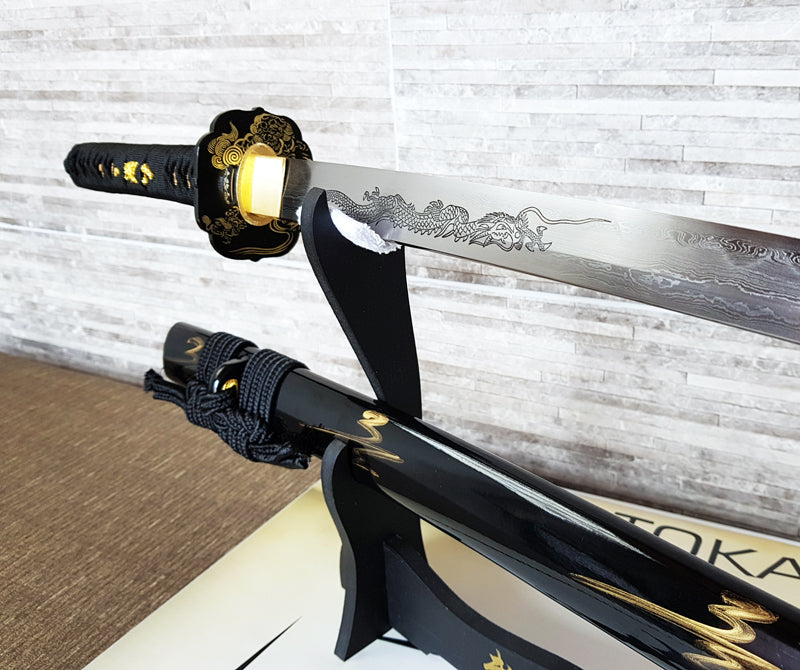 Katana Akamatsu Dragon 2048 Damascus Steel